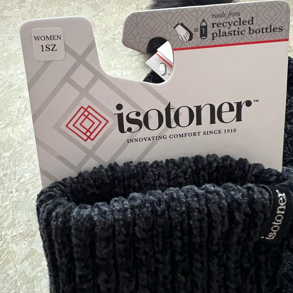 Isotoner Black Knit Hat and Gloves Set - Picture 3 of 6